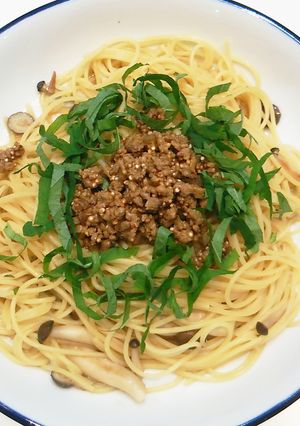 キヌア入り肉味噌としめじの簡単★秋パスタ-レシピのメイン写真