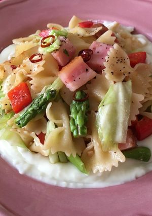 彩りおかずパスタ♡ガーリックソース添え-レシピのメイン写真