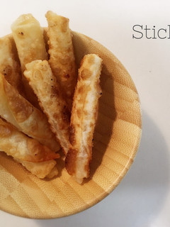 余った餃子の皮でスティックパイ♡-レシピのメイン写真