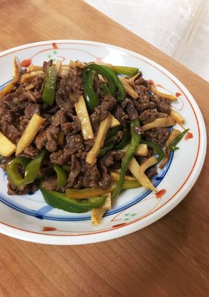 青椒肉絲(牛肉・ピーマン・タケノコ)-レシピのメイン写真
