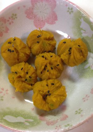 お弁当にも♫まんまるカボチャの茶巾-レシピのメイン写真