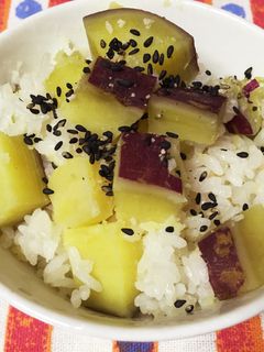 さつまいもの定番レシピ!さつまいもご飯♪-レシピのメイン写真