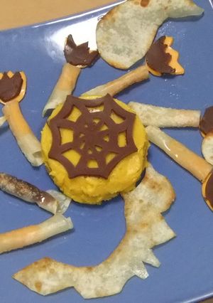 スライス生チョコで蜘蛛の巣と魔女の箒-レシピのメイン写真