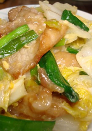 夏のスタミナ源！豚ニラ玉子丼-レシピのメイン写真