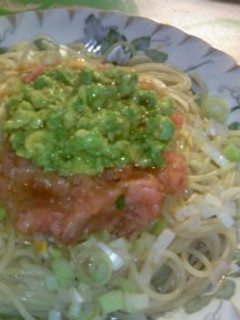 ピリ辛♪マグロとアボカドの冷製パスタ-レシピのメイン写真