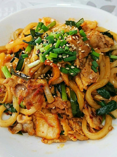 簡単♪豚バラ ニラ キムチの焼きうどん♪-レシピのメイン写真