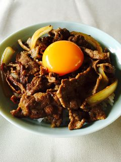 牛丼(すき焼きどんぶりのたれ)-レシピのメイン写真