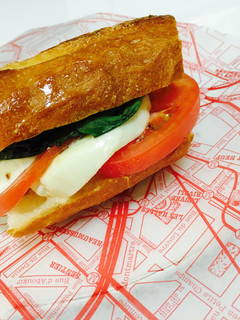 カプレーゼ風ホットサンド-レシピのメイン写真