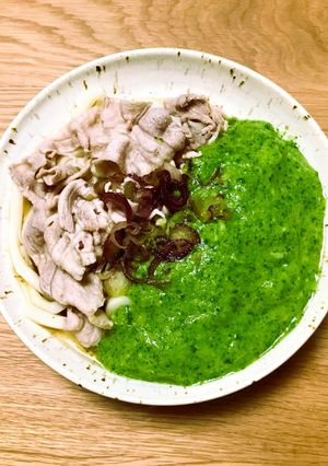 涼感!モロヘイヤの翡翠冷しゃぶうどん-レシピのメイン写真