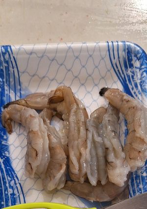 ＼秒でエビの殻むき＆下処理終了／-レシピのメイン写真