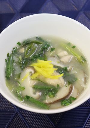 春菊と鶏肉のゆず塩スープ-レシピのメイン写真