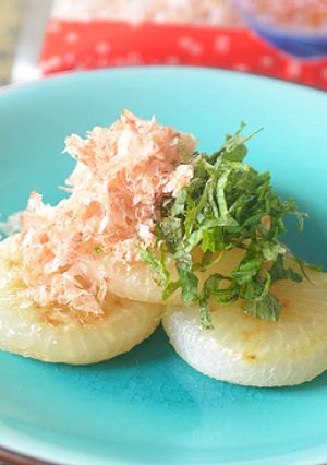 ソフトなかつお節をふわりのせて焼き大根♪-レシピのメイン写真