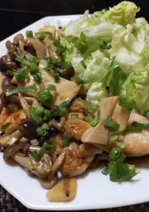 鶏むね肉ときのこのガーリック醤油炒め-レシピのメイン写真