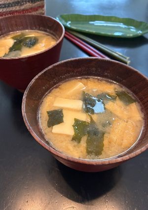 おかんレシピ𓀤𓀣豆腐とわかめの味噌汁-レシピのメイン写真