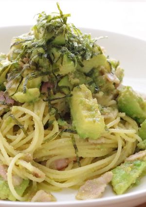 ベーコンとアボカドの明太子パスタ-レシピのメイン写真
