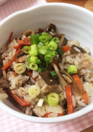 舞茸と豚バラ人参の混ぜ込みご飯-レシピのメイン写真