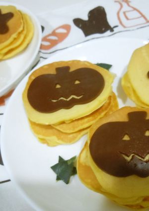 ハロウィンかぼちゃのミニパンケーキ-レシピのメイン写真