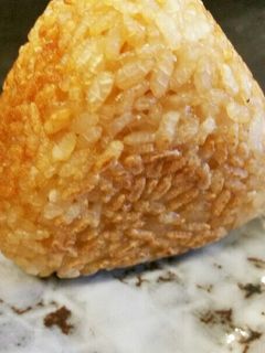 余ったご飯で フライパンで焼きおにぎり-レシピのメイン写真