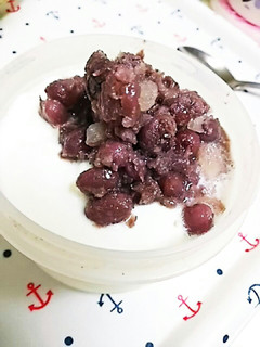 ホイップ入り☆クラッシュ小豆ヨーグルト-レシピのメイン写真