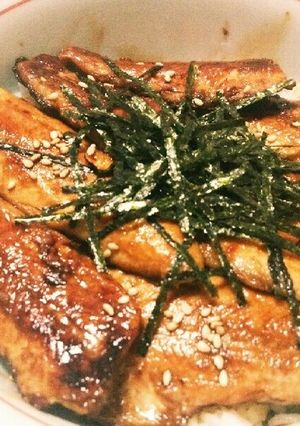 簡単！フライパンで旬のサンマの蒲焼き丼！-レシピのメイン写真