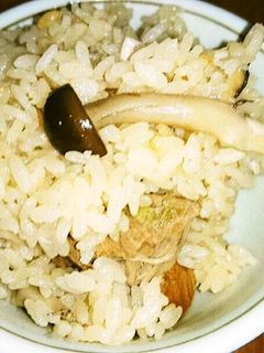 豚の角煮の煮汁できのこ炊き込みご飯-レシピのメイン写真