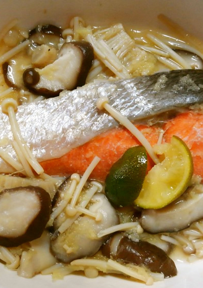 塩鮭アレンジ！鮭と きのこの白だし煮＊ﾟ-レシピのメイン写真