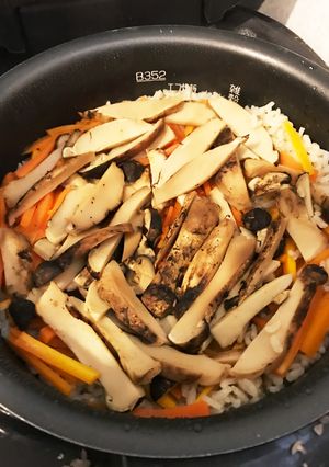 簡単☆美味しい松茸ご飯-レシピのメイン写真