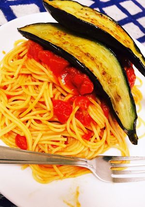 大きなナスとトマトソースパスタ-レシピのメイン写真