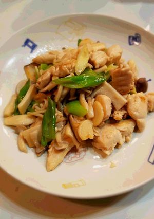 たっぷりキノコと鶏ササミのガーリック炒め-レシピのメイン写真