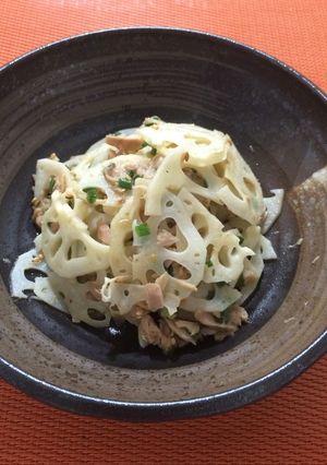 簡単副菜！蓮根とツナの和風炒め-レシピのメイン写真
