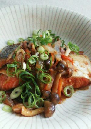 フライパンひとつで！鮭の味噌バター焼き-レシピのメイン写真