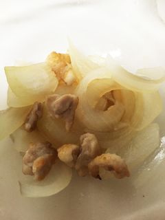 鶏皮たまねぎ-レシピのメイン写真