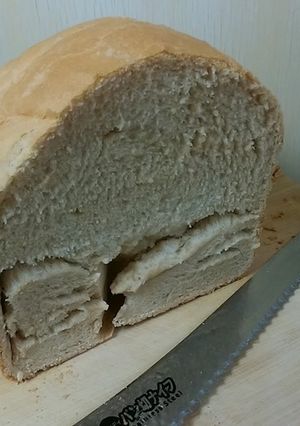 全粒粉で麦入りご飯パン　ホームベーカリー-レシピのメイン写真