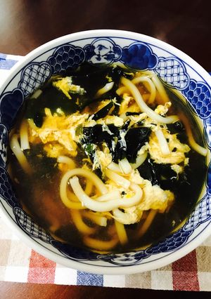 すぐ出来る！わかめと卵のあったかうどん♡-レシピのメイン写真