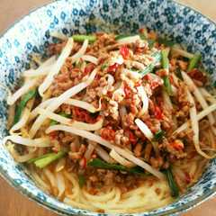 รูปของ 雑！男飯流台湾担々麺？！
