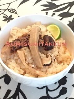 簡単!黄金比率☆絶品松茸ご飯♪-レシピのメイン写真