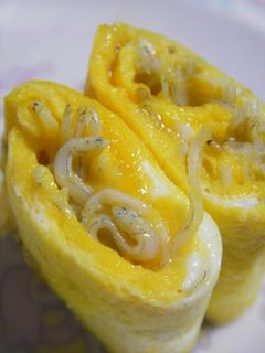 しらす♥♥ごまの卵焼き-レシピのメイン写真
