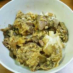 A picture of 手間なし＆つゆだく！☆舞茸入り親子丼☆.
