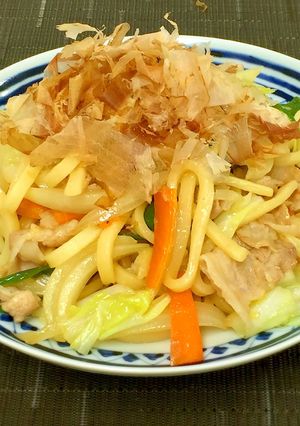 子供のリクエストNo.1！簡単焼きうどん-レシピのメイン写真