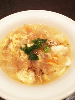 簡単ウマウマ♡餃子の皮でワンタンスープ-レシピのメイン写真