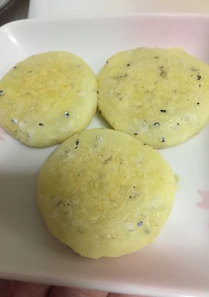 離乳食☆中期 じゃがいもとしらすのおやき-レシピのメイン写真