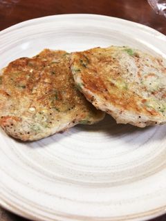 混ぜて焼くだけ!簡単☆山芋おやき-レシピのメイン写真