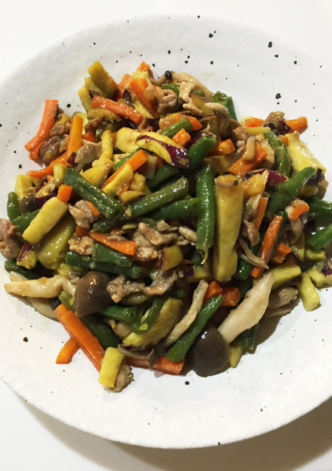 秋の味覚 さつまいもと豚肉の五目きんぴら-レシピのメイン写真