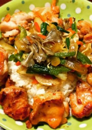 【簡単25分】野菜たっぷり焼き鳥丼-レシピのメイン写真