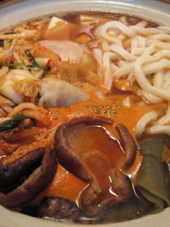 結び昆布が決め手のキムチ煮込みうどん-レシピのメイン写真
