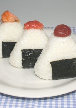 カロリー半分☆ココナッツオイルでおにぎり-レシピのメイン写真