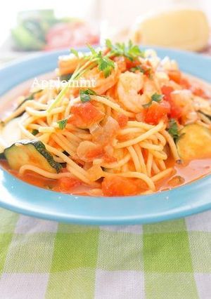 ズッキーニと海老のビスク風スープパスタ-レシピのメイン写真
