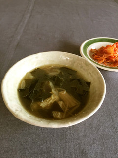 黒にんにくのわかめスープ-レシピのメイン写真