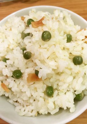 ウマウマ♪ グリンピースごはん-レシピのメイン写真