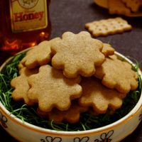 ブランブリーヘッジ ハニー ナッツ ビスケット レシピ プレート ブランベリー Rare Brambly Hedge Recipe Plate Honey Nut Biscuits (8 Inch